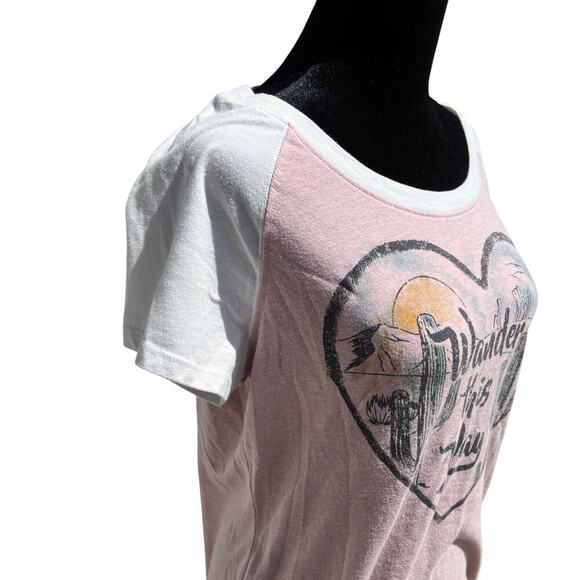 Rue 21 Women’s M T-shirt - Picture 3 of 5